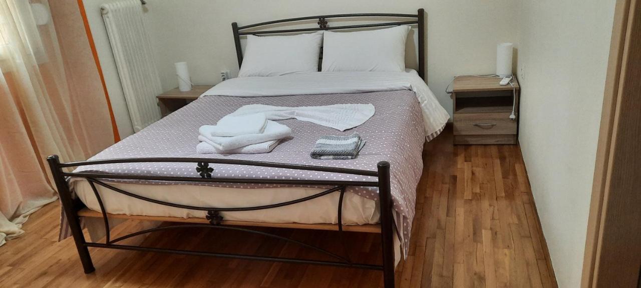 Livia'S Room To Ampelokipi Metro Airport Line Атина Екстериор снимка
