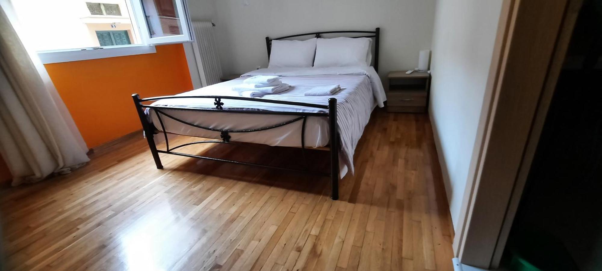 Livia'S Room To Ampelokipi Metro Airport Line Атина Екстериор снимка