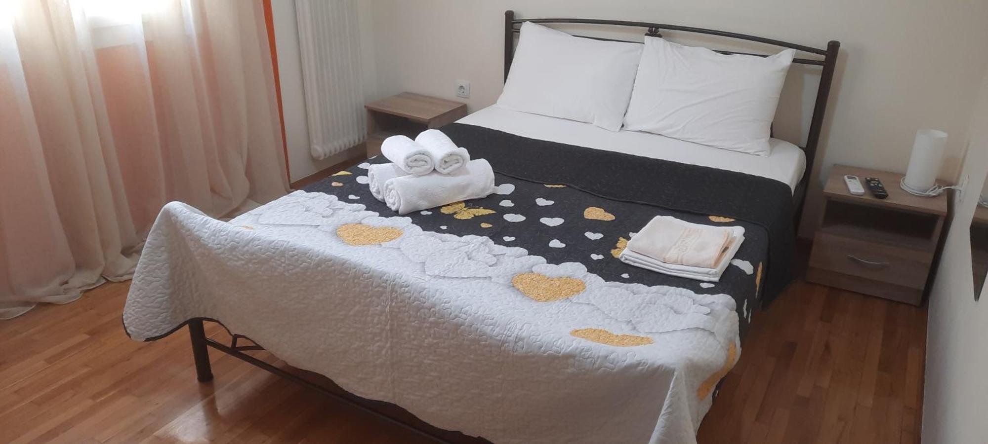 Livia'S Room To Ampelokipi Metro Airport Line Атина Екстериор снимка